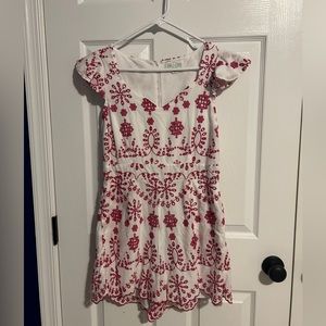 Jun&Ivy pink and white floral print romper. Size Large.